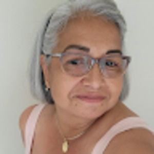 Meet your Posher, Cintia
